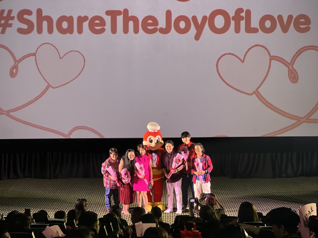 Jollibee ignites love this Valentine’s Day with heartwarming #MyKwentongJollibee stories