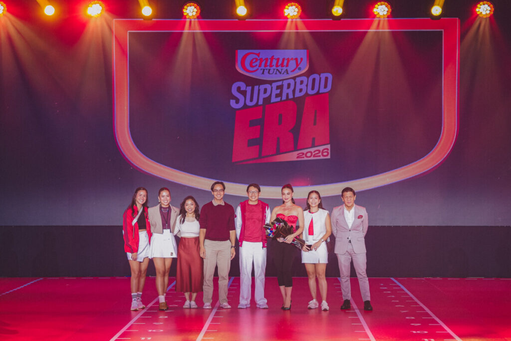 Century Tuna Executives with Century Tuna Brand Ambassador and Superbod Anne Curtis.jpg