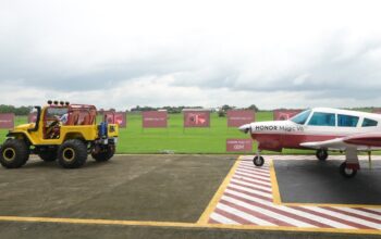 HONOR Magic V6 vs Aircraft 5.jpg