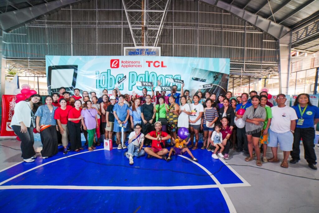 TCL Brings Smart Laundry Experience to Filipino Communities Through Labapalooza_2.jpg