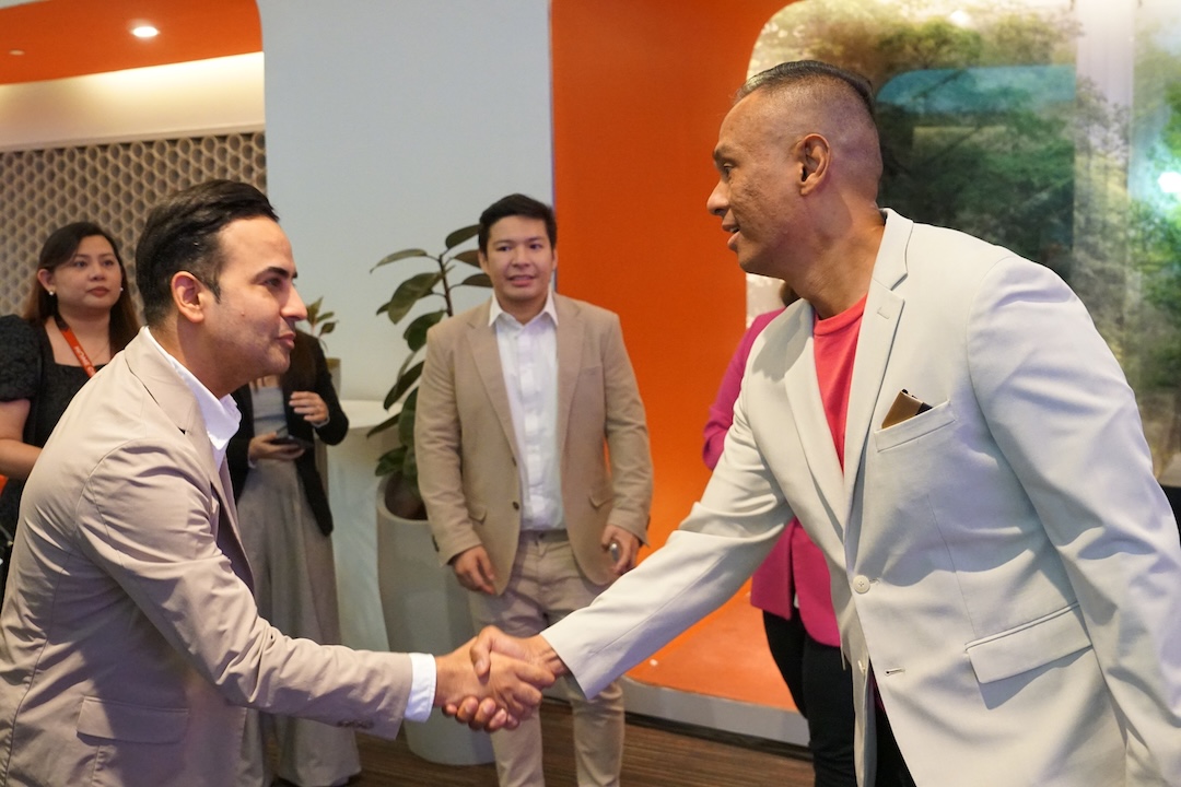 Globe and Home Credit Team-Up with Sulit Skwela