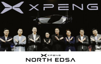 XPENG-Grand Launch-groupphoto.jpg
